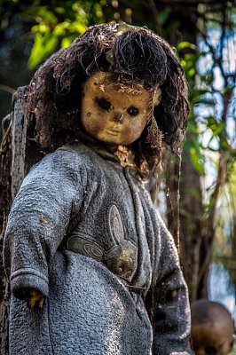Жутковатый остров кукол в Мексике